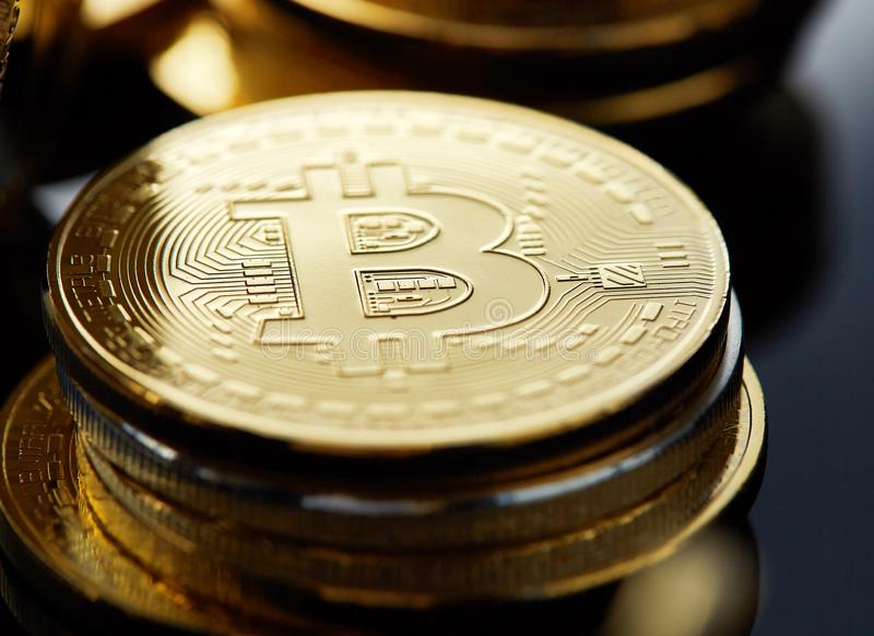 青白江区玉虹小学举行语文集体教研活动|必一运动(图1) 必一运动官网